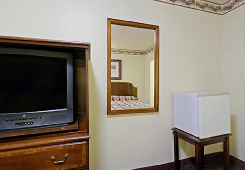 Value Inn Knoxville Ноксвілл Номер фото