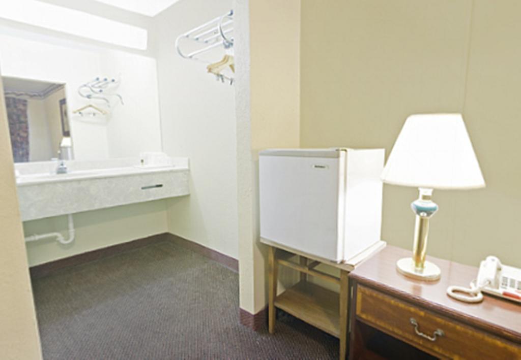 Value Inn Knoxville Ноксвілл Екстер'єр фото