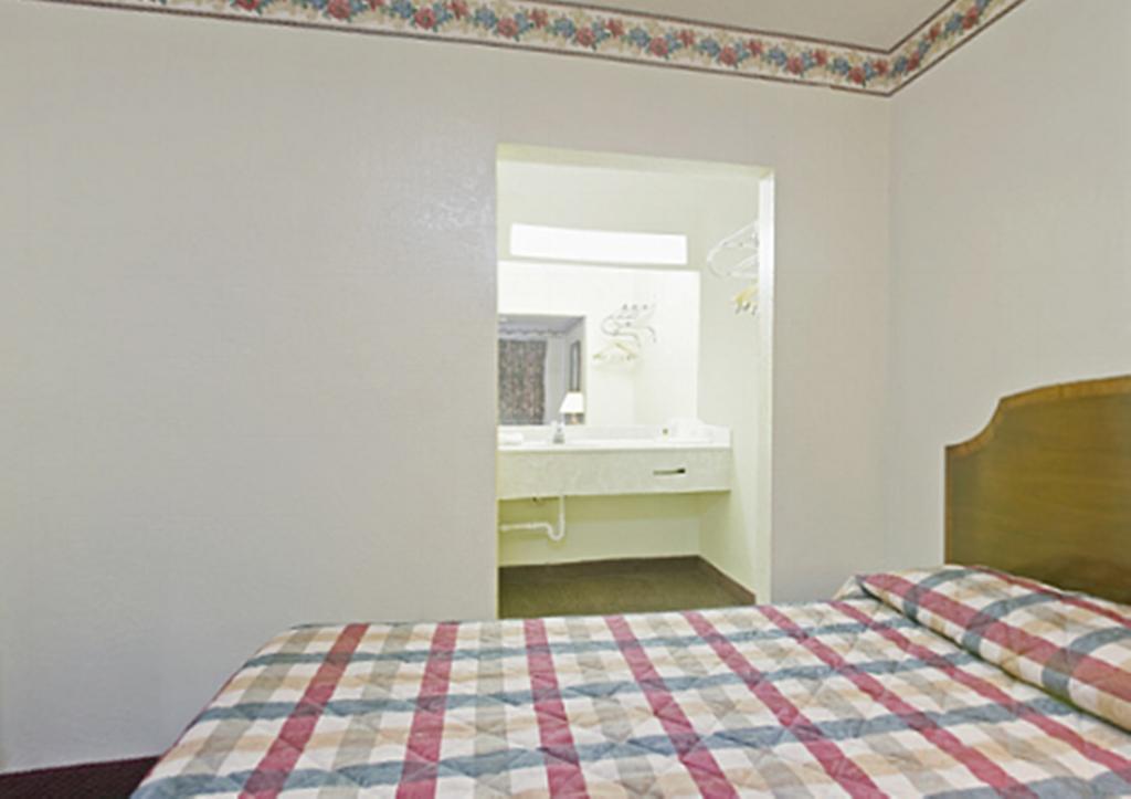 Value Inn Knoxville Ноксвілл Екстер'єр фото